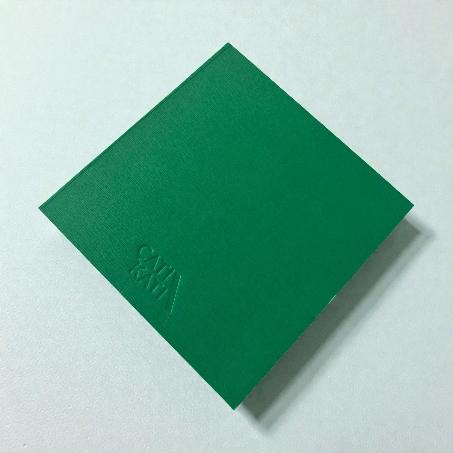 El Yapımı Sert Kapaklı Eskiz Defteri - 190 gr - 64 yaprak - 16x16cm - Yeşil - Çatı Katı