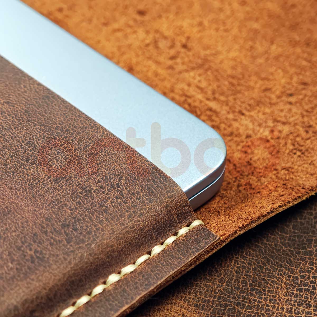 Macbook Air 13" - Hakiki Deri El Yapımı Çanta